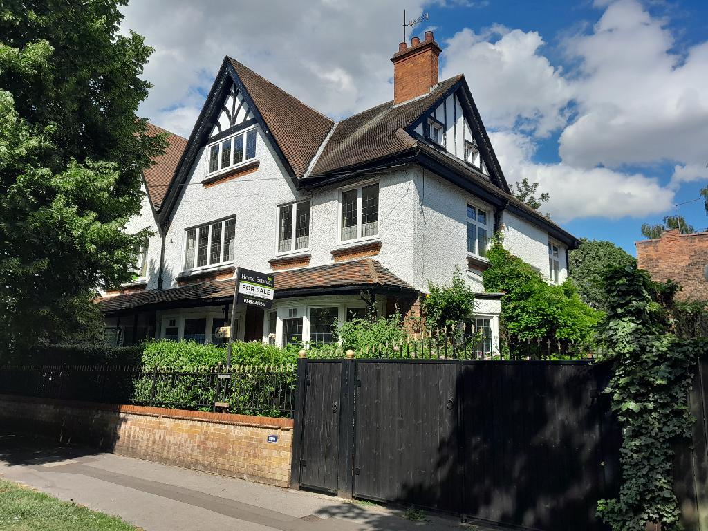 Salisbury St, HULL, HU5 3EU